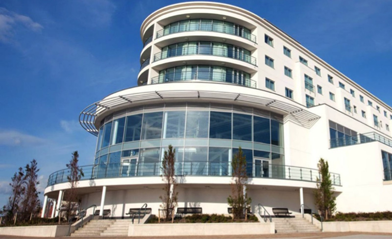 Waterfront Southport Hotel - Southport